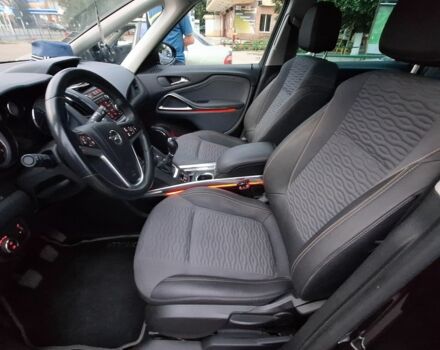 Коричневый Опель Зафира, объемом двигателя 2 л и пробегом 260 тыс. км за 10500 $, фото 5 на Automoto.ua