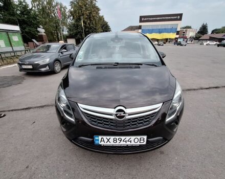 Коричневый Опель Зафира, объемом двигателя 2 л и пробегом 260 тыс. км за 10500 $, фото 10 на Automoto.ua