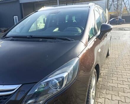 Коричневый Опель Зафира, объемом двигателя 2 л и пробегом 230 тыс. км за 10608 $, фото 6 на Automoto.ua