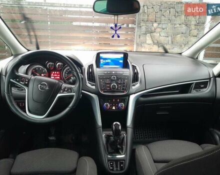 Коричневый Опель Зафира, объемом двигателя 1.6 л и пробегом 272 тыс. км за 8300 $, фото 8 на Automoto.ua