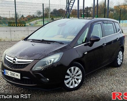 Коричневый Опель Зафира, объемом двигателя 1.6 л и пробегом 350 тыс. км за 9500 $, фото 1 на Automoto.ua