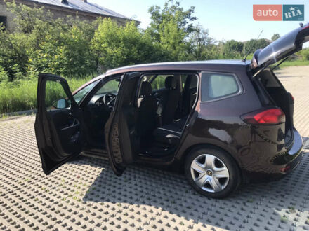 Опель Зафіра 2015 у Тульчине на Automoto.ua Коричневий Опель Зафіра, об'ємом двигуна 1.8 л та пробігом 200 тис. км за 11200 $, фото 1 на Automoto.ua