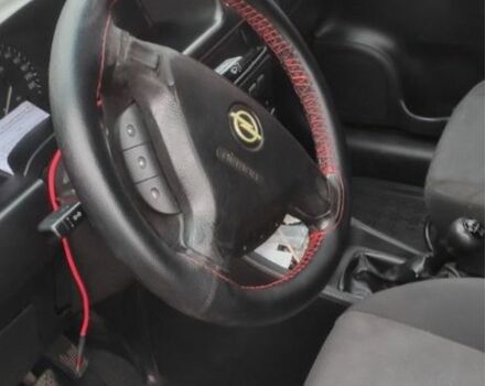 Красный Опель Зафира, объемом двигателя 1.8 л и пробегом 330 тыс. км за 3800 $, фото 4 на Automoto.ua