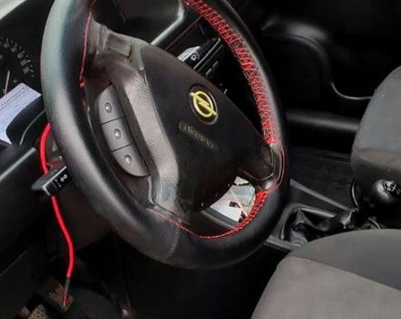 Червоний Опель Зафіра, об'ємом двигуна 1.8 л та пробігом 330 тис. км за 3800 $, фото 6 на Automoto.ua