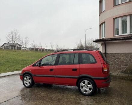 Красный Опель Зафира, объемом двигателя 1.8 л и пробегом 250 тыс. км за 1680 $, фото 2 на Automoto.ua