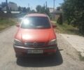 Красный Опель Зафира, объемом двигателя 2 л и пробегом 350 тыс. км за 3800 $, фото 1 на Automoto.ua