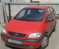 Красный Опель Зафира, объемом двигателя 1.6 л и пробегом 335 тыс. км за 4600 $, фото 1 на Automoto.ua