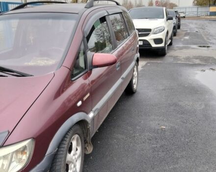 Красный Опель Зафира, объемом двигателя 0 л и пробегом 300 тыс. км за 2200 $, фото 1 на Automoto.ua