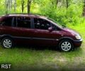 Красный Опель Зафира, объемом двигателя 2 л и пробегом 358 тыс. км за 4200 $, фото 2 на Automoto.ua