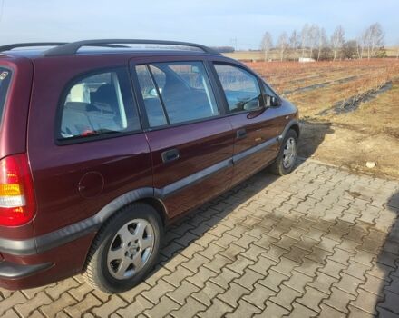 Красный Опель Зафира, объемом двигателя 1.8 л и пробегом 295 тыс. км за 2374 $, фото 2 на Automoto.ua