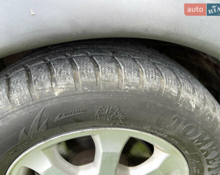 Красный Опель Зафира, объемом двигателя 2.2 л и пробегом 303 тыс. км за 4300 $, фото 12 на Automoto.ua