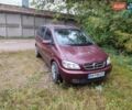 Опель Зафира 2004 в Коростене на Automoto.ua Красный Опель Зафира, объемом двигателя 2.17 л и пробегом 276 тыс. км за 3900 $, фото 10 на Automoto.ua