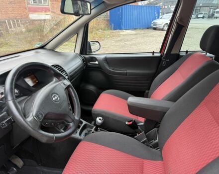 Красный Опель Зафира, объемом двигателя 2.2 л и пробегом 300 тыс. км за 1850 $, фото 7 на Automoto.ua