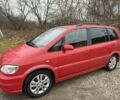 Красный Опель Зафира, объемом двигателя 2.2 л и пробегом 300 тыс. км за 1850 $, фото 1 на Automoto.ua