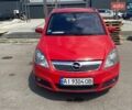 Красный Опель Зафира, объемом двигателя 1.6 л и пробегом 241 тыс. км за 5850 $, фото 1 на Automoto.ua