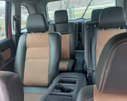 Красный Опель Зафира, объемом двигателя 1.9 л и пробегом 330 тыс. км за 5900 $, фото 2 на Automoto.ua