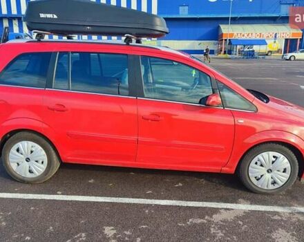 Красный Опель Зафира, объемом двигателя 1.9 л и пробегом 375 тыс. км за 4900 $, фото 2 на Automoto.ua