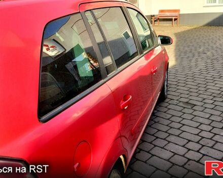 Красный Опель Зафира, объемом двигателя 1.6 л и пробегом 258 тыс. км за 4850 $, фото 2 на Automoto.ua