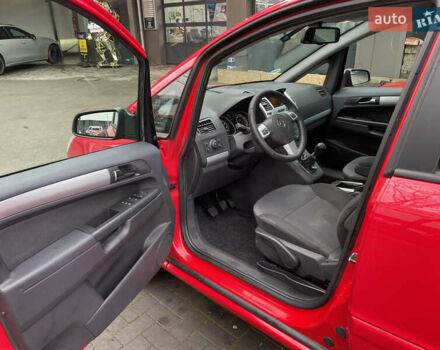 Червоний Опель Зафіра, об'ємом двигуна 1.6 л та пробігом 220 тис. км за 6500 $, фото 8 на Automoto.ua