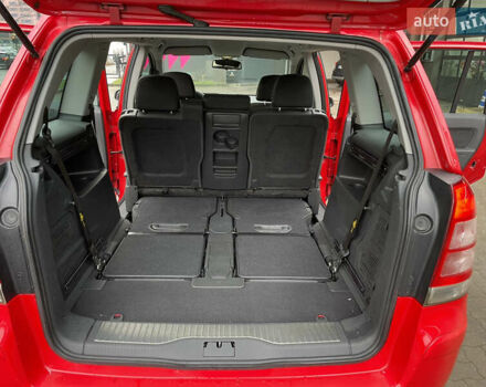 Червоний Опель Зафіра, об'ємом двигуна 1.6 л та пробігом 220 тис. км за 6500 $, фото 10 на Automoto.ua