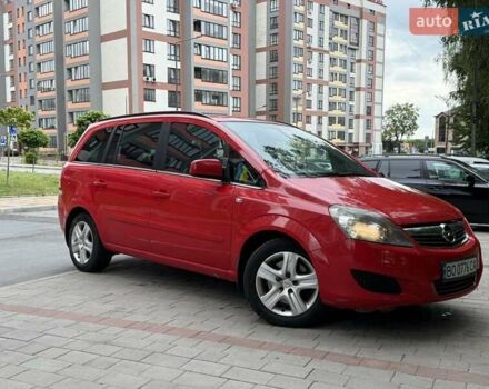 Красный Опель Зафира, объемом двигателя 1.7 л и пробегом 255 тыс. км за 6500 $, фото 6 на Automoto.ua
