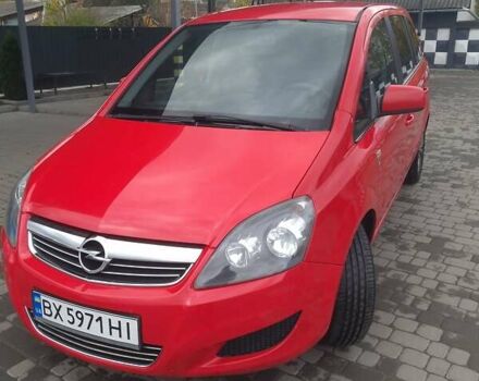 Красный Опель Зафира, объемом двигателя 1.69 л и пробегом 270 тыс. км за 6700 $, фото 3 на Automoto.ua