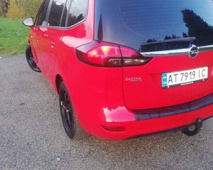Червоний Опель Зафіра, об'ємом двигуна 2 л та пробігом 291 тис. км за 7999 $, фото 4 на Automoto.ua