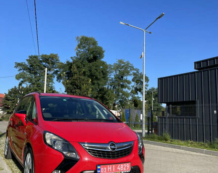 Опель Зафира 2014 в Львове на Automoto.ua Красный Опель Зафира, объемом двигателя 1.6 л и пробегом 146 тыс. км за 10499 $, фото 4 на Automoto.ua