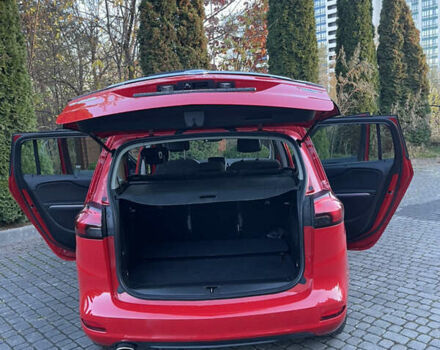 Красный Опель Зафира, объемом двигателя 1.6 л и пробегом 146 тыс. км за 10699 $, фото 15 на Automoto.ua