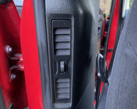 Красный Опель Зафира, объемом двигателя 1.6 л и пробегом 146 тыс. км за 10699 $, фото 37 на Automoto.ua