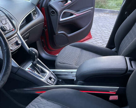 Красный Опель Зафира, объемом двигателя 1.6 л и пробегом 146 тыс. км за 10699 $, фото 27 на Automoto.ua