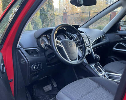 Красный Опель Зафира, объемом двигателя 1.6 л и пробегом 146 тыс. км за 10699 $, фото 21 на Automoto.ua