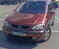 Красный Опель Зафира, объемом двигателя 1.8 л и пробегом 265 тыс. км за 3345 $, фото 1 на Automoto.ua