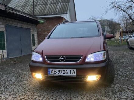 Красный Опель Зафира, объемом двигателя 1.8 л и пробегом 3 тыс. км за 3500 $, фото 1 на Automoto.ua