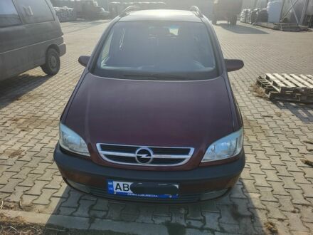 Червоний Опель Зафіра, об'ємом двигуна 1.8 л та пробігом 295 тис. км за 2374 $, фото 1 на Automoto.ua