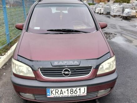 Красный Опель Зафира, объемом двигателя 0 л и пробегом 300 тыс. км за 2200 $, фото 1 на Automoto.ua