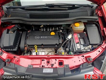 Красный Опель Зафира, объемом двигателя 1.8 л и пробегом 248 тыс. км за 6000 $, фото 1 на Automoto.ua