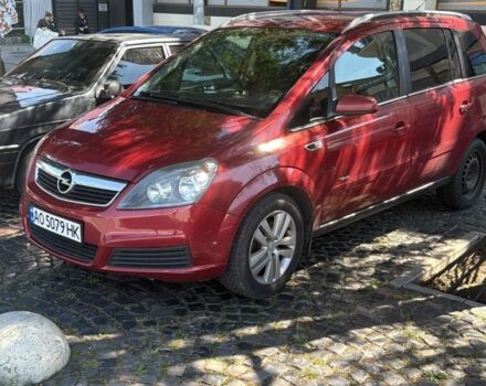 Красный Опель Зафира, объемом двигателя 1.6 л и пробегом 300 тыс. км за 5300 $, фото 1 на Automoto.ua