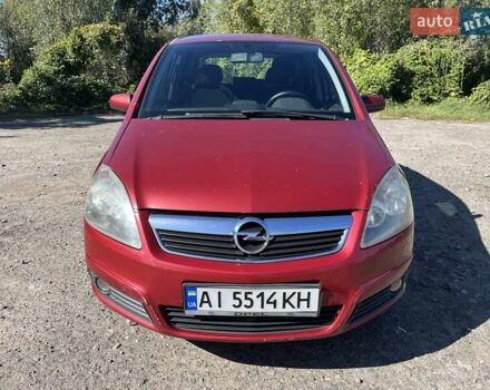 Червоний Опель Зафіра, об'ємом двигуна 1.8 л та пробігом 260 тис. км за 5200 $, фото 1 на Automoto.ua