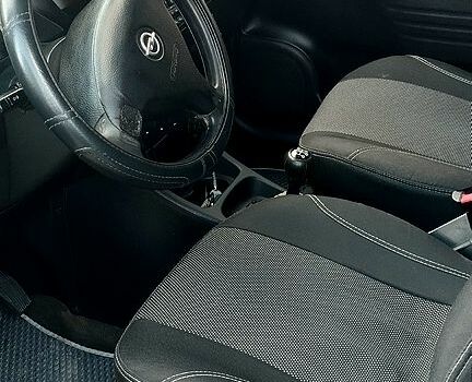 Опель Зафира, объемом двигателя 2 л и пробегом 0 тыс. км за 3200 $, фото 3 на Automoto.ua