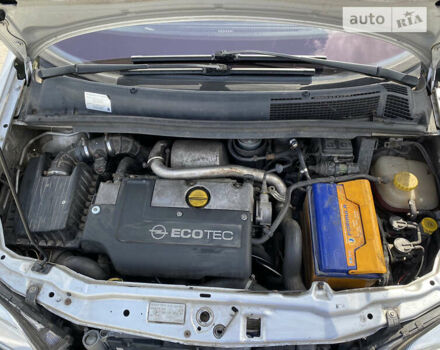 Опель Зафира, объемом двигателя 2 л и пробегом 273 тыс. км за 4400 $, фото 2 на Automoto.ua