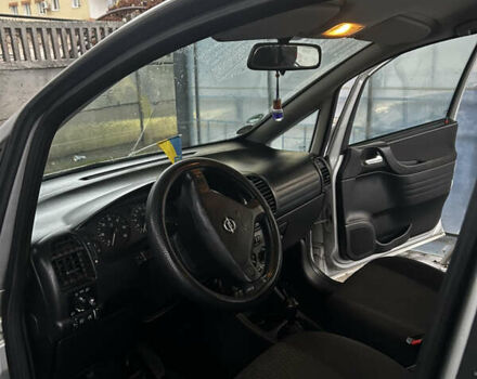 Опель Зафира, объемом двигателя 2.2 л и пробегом 460 тыс. км за 4200 $, фото 4 на Automoto.ua