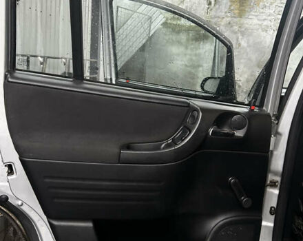 Опель Зафира, объемом двигателя 2.2 л и пробегом 460 тыс. км за 4200 $, фото 5 на Automoto.ua