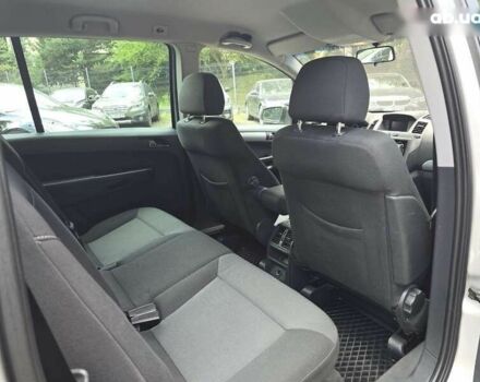 Опель Зафира, объемом двигателя 0 л и пробегом 283 тыс. км за 5900 $, фото 15 на Automoto.ua