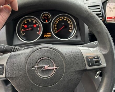 Опель Зафира, объемом двигателя 0 л и пробегом 246 тыс. км за 4200 $, фото 1 на Automoto.ua