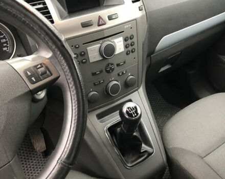 Опель Зафира, объемом двигателя 1.6 л и пробегом 230 тыс. км за 5600 $, фото 4 на Automoto.ua