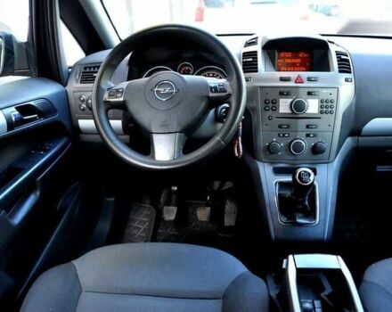 Опель Зафира, объемом двигателя 1.9 л и пробегом 250 тыс. км за 5300 $, фото 22 на Automoto.ua