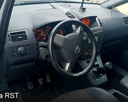 Опель Зафира, объемом двигателя 1.9 л и пробегом 0 тыс. км за 5100 $, фото 2 на Automoto.ua