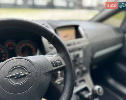Опель Зафіра, об'ємом двигуна 2.2 л та пробігом 260 тис. км за 4700 $, фото 22 на Automoto.ua