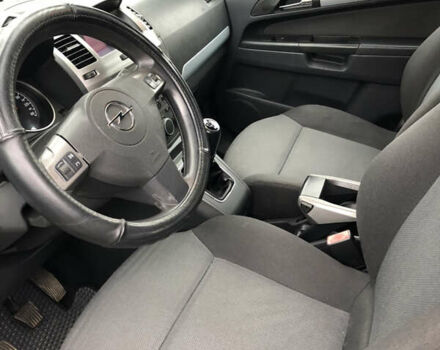 Опель Зафира, объемом двигателя 1.6 л и пробегом 230 тыс. км за 5600 $, фото 2 на Automoto.ua